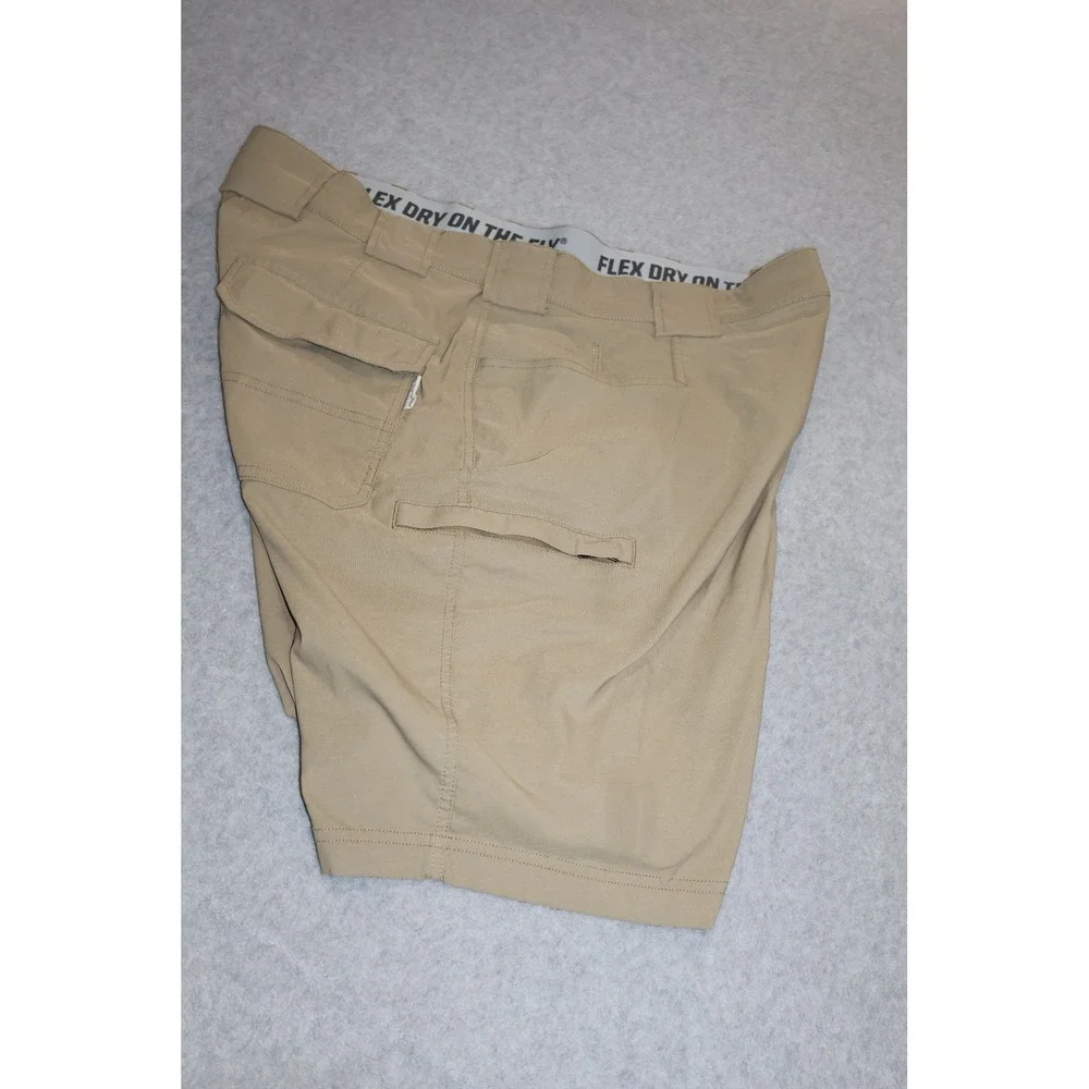 Duluth Trading Co Shorts Mens 40 Khaki Flex Dry on the Fly Cargo Hiking Outdoor